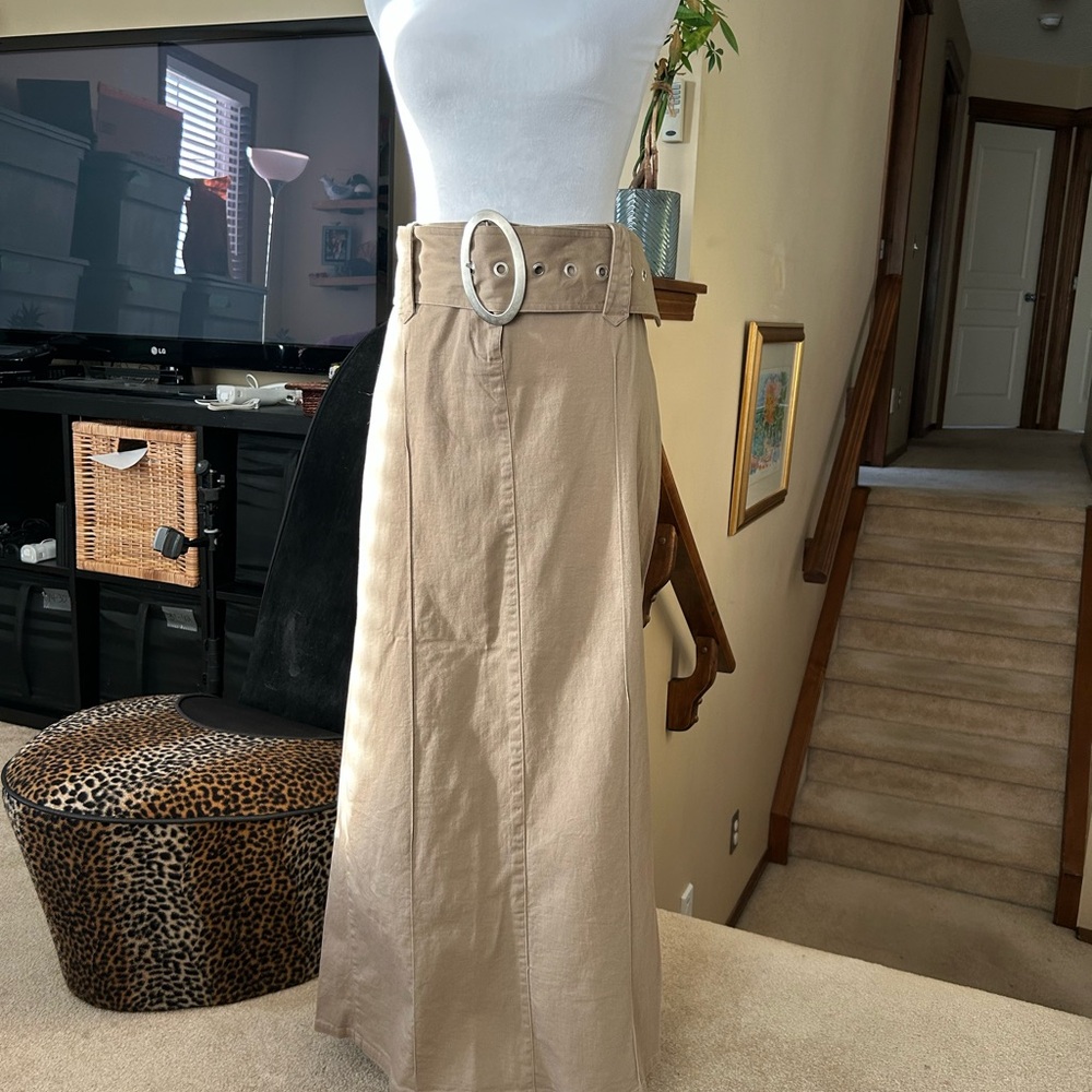 Y2K Traffic Tan A-Line Maxi Skirt with Statement Belt
